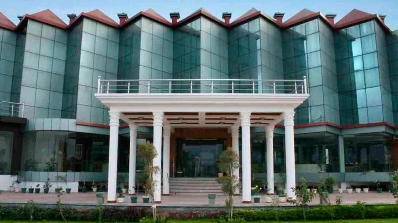 Hotel Padmini Palace Rāni Pokhri Εξωτερικό φωτογραφία