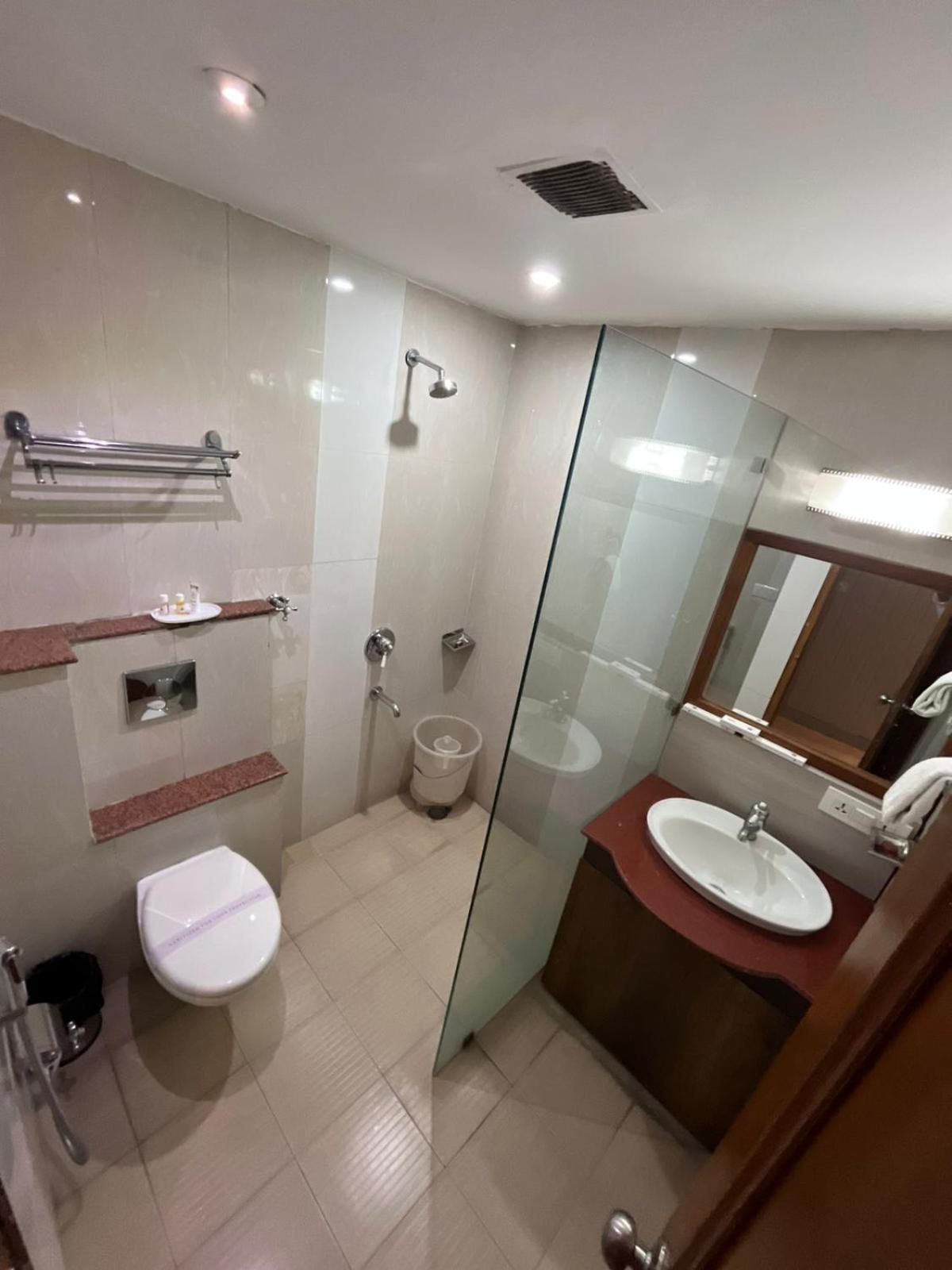 Hotel Padmini Palace Rāni Pokhri Εξωτερικό φωτογραφία