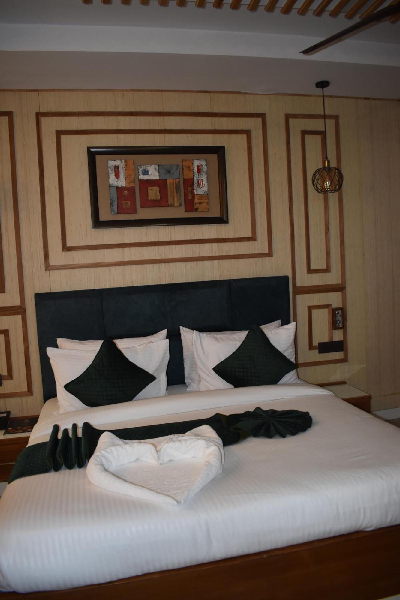Hotel Padmini Palace Rāni Pokhri Εξωτερικό φωτογραφία