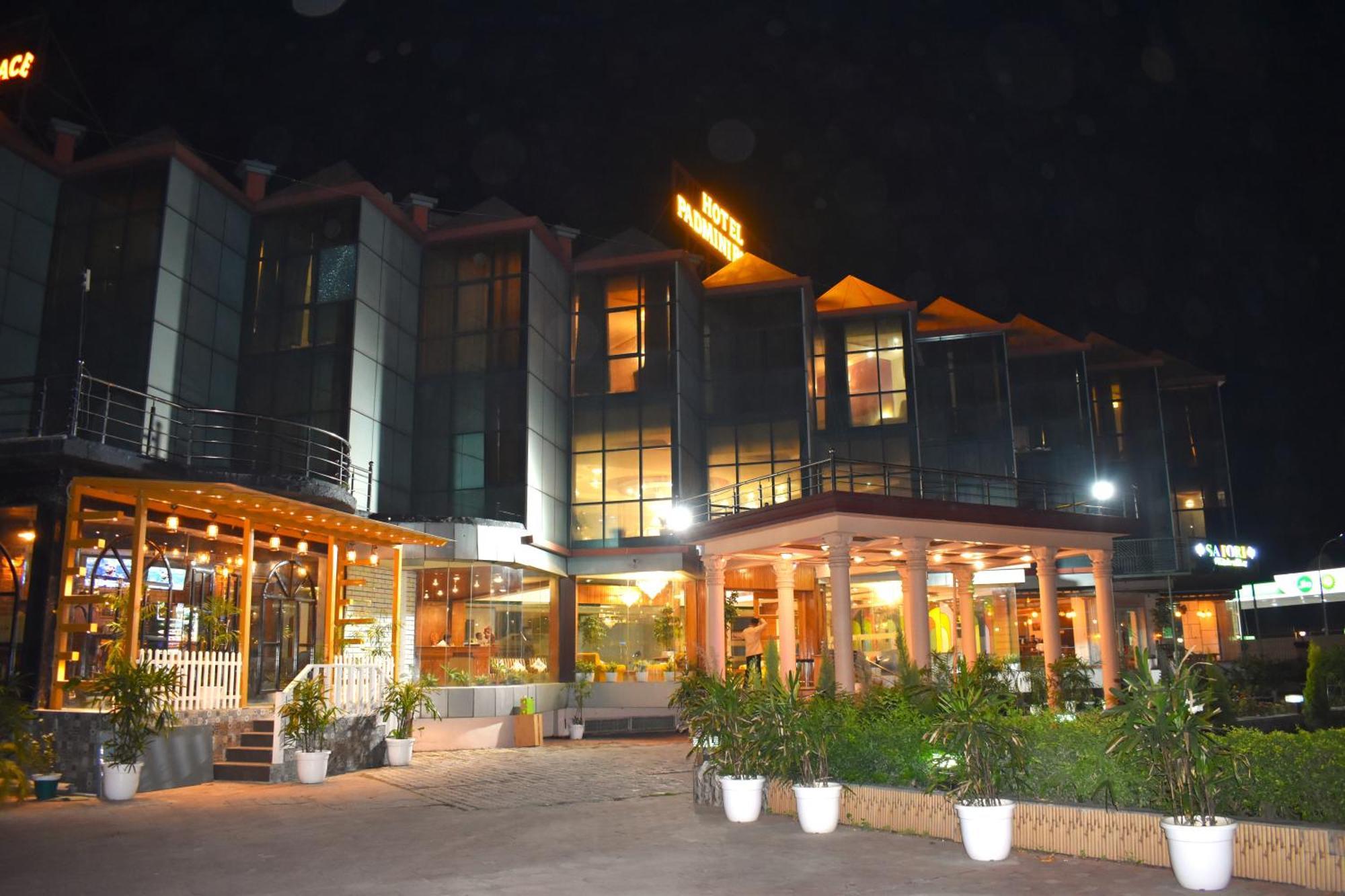 Hotel Padmini Palace Rāni Pokhri Εξωτερικό φωτογραφία